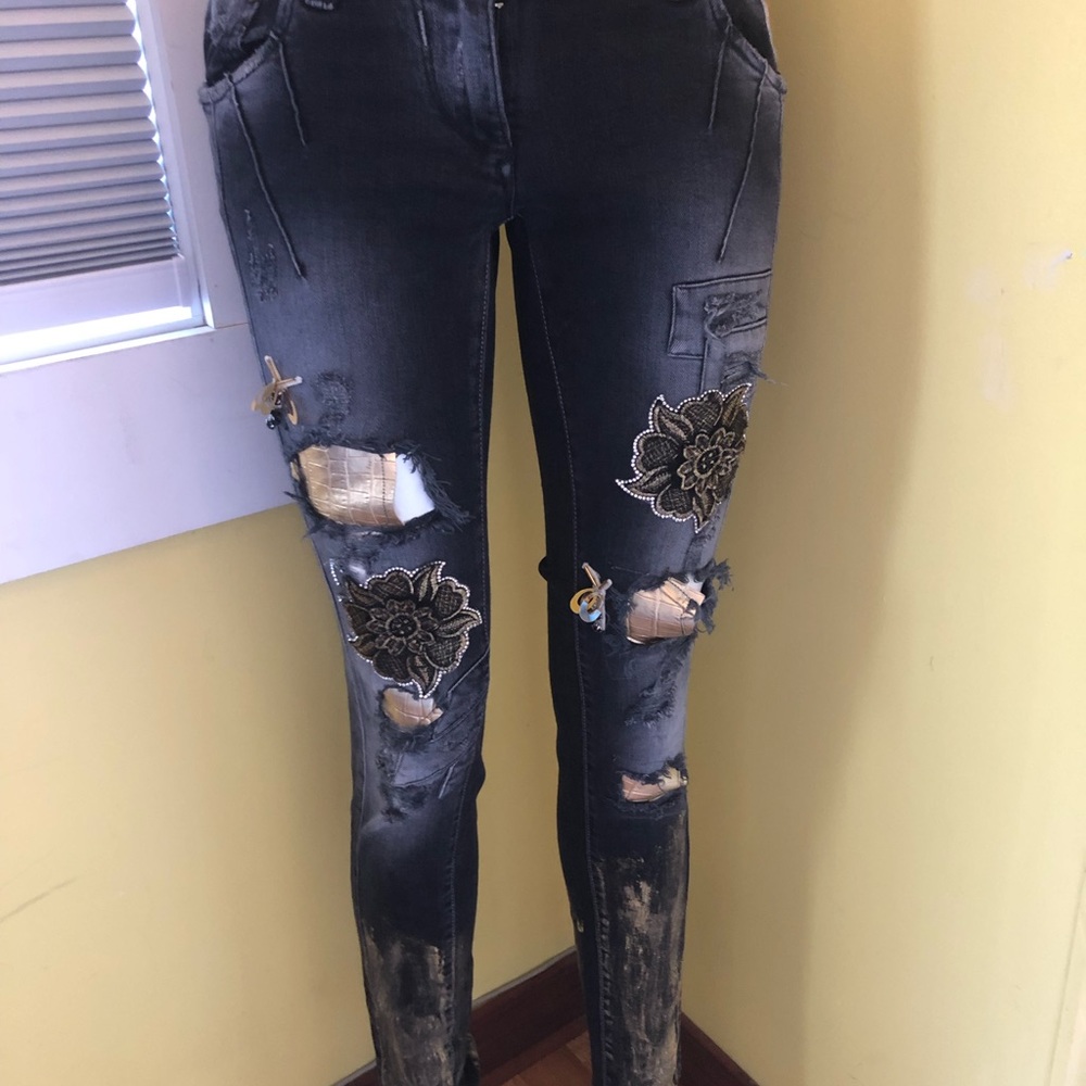 Why me pant original